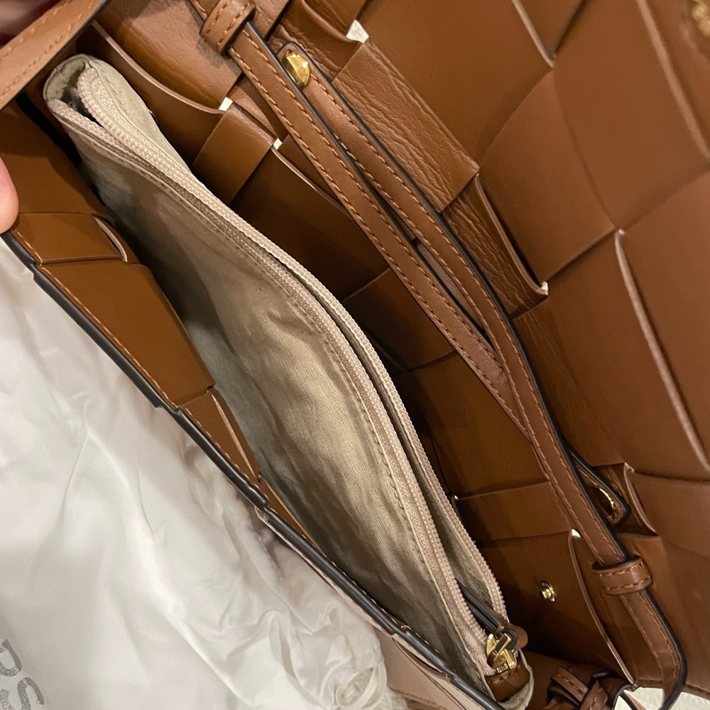 Michael Kors Woven Crossbody And Clutch! Gem
